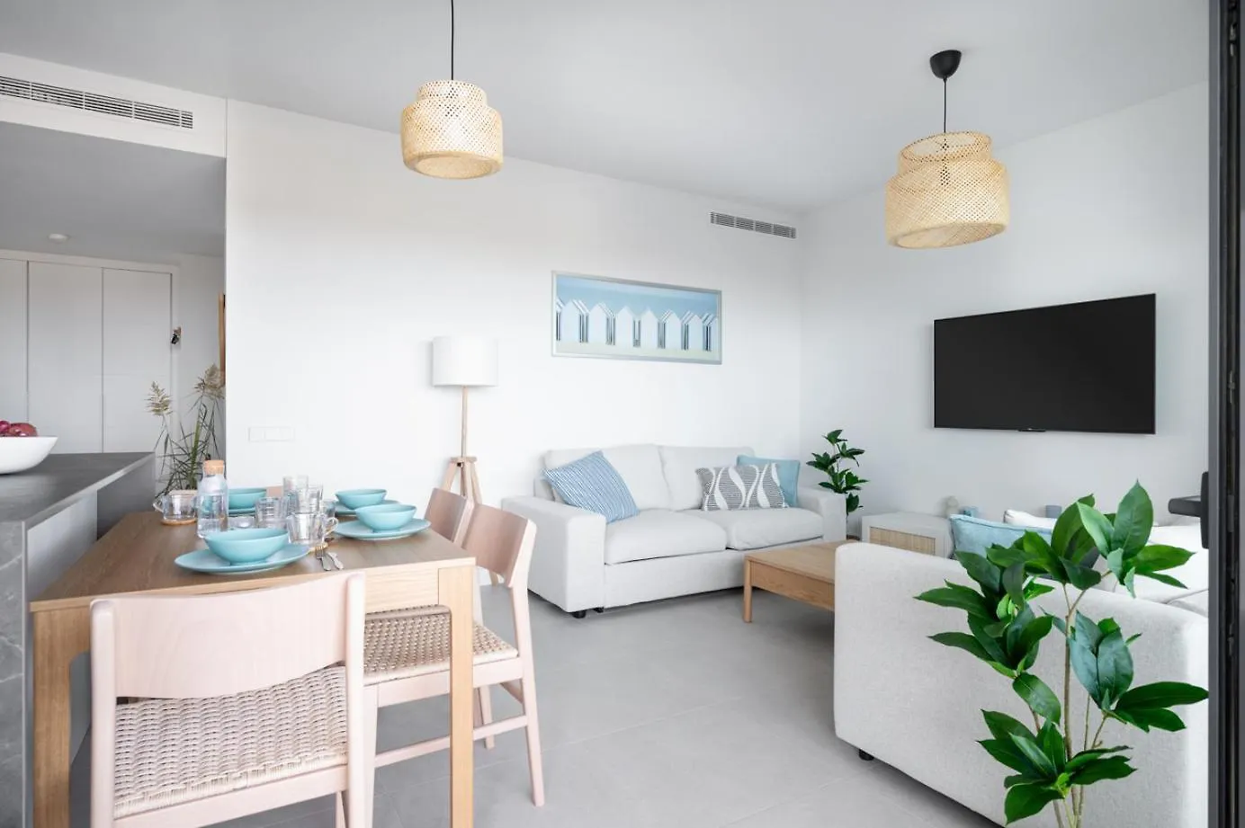 Apartment 3-Bedroom Oasis Private, Luxe, Scenic, Spacious Sitio de Calahonda