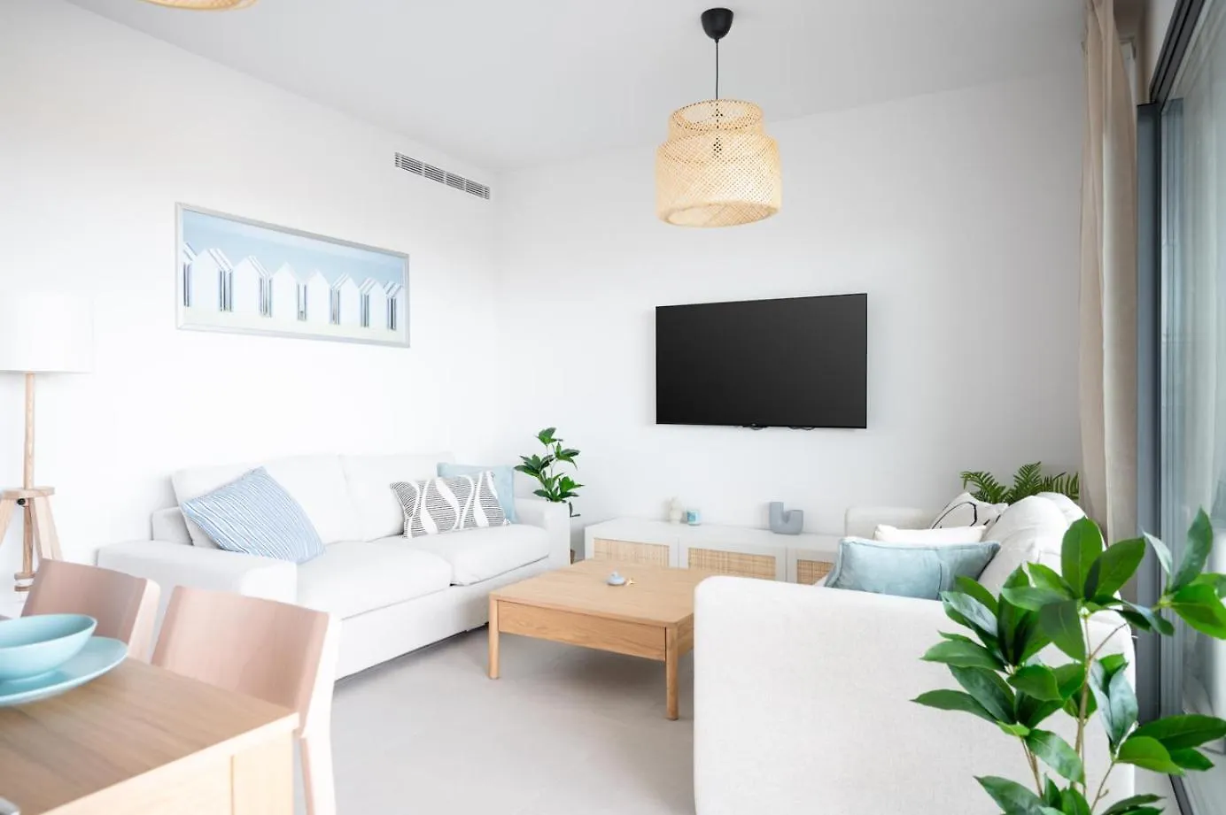 3-Bedroom Oasis Private, Luxe, Scenic, Spacious Sitio de Calahonda Apartment